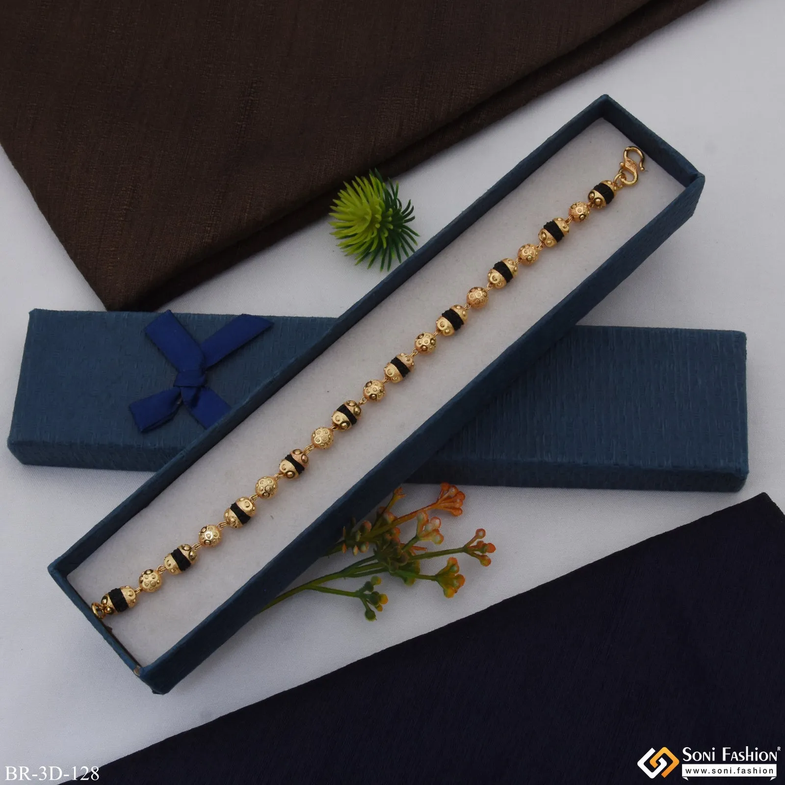 Best Quality Durable Design Gold Plated Rudraksha Bracelet for Men - Style D128