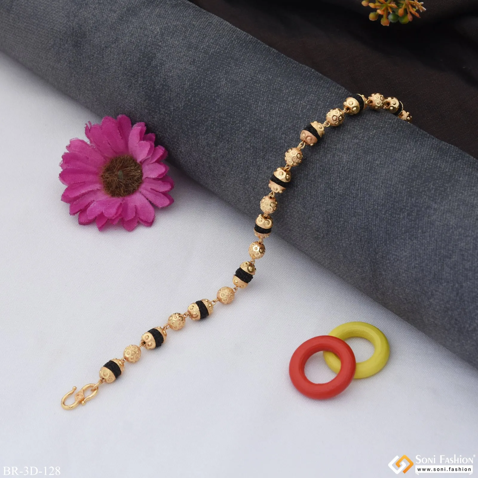 Best Quality Durable Design Gold Plated Rudraksha Bracelet for Men - Style D128