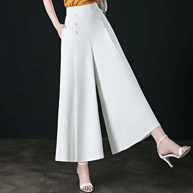 Cala Saia Madame em Seda Gelo / A Campe em Leveza & Elegncia!