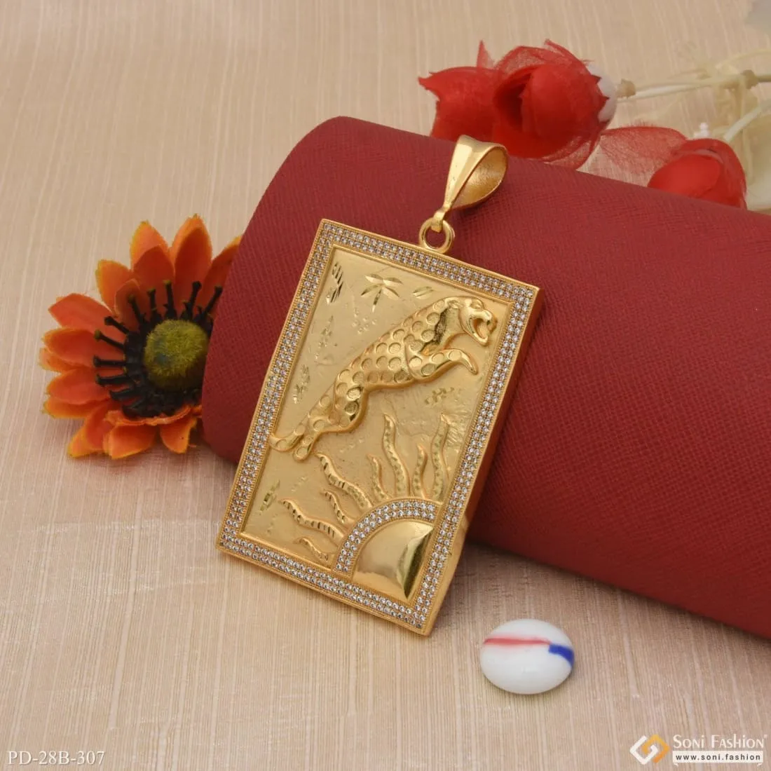 Jaguar With Diamond Best Quality Durable Design Golden Color Pendant - Style B307