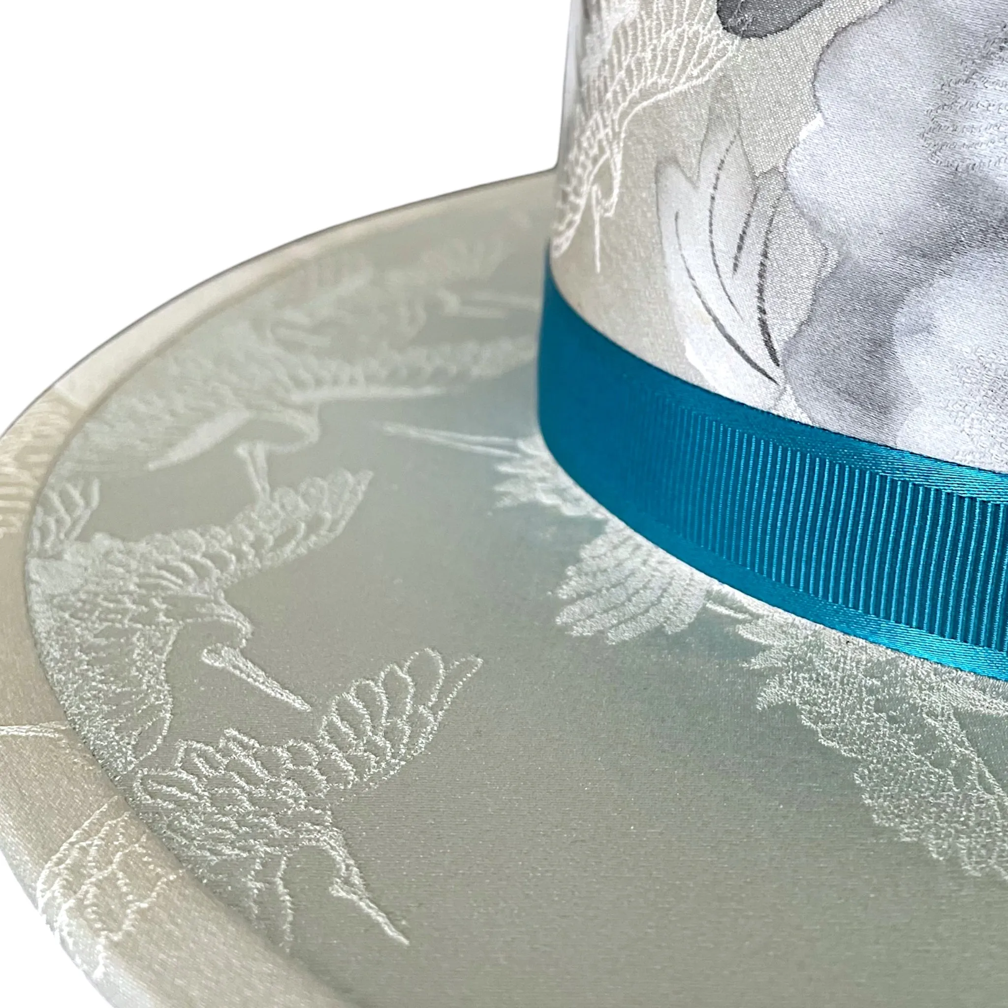 KIMONO HAT, Sumi-e and Woven Cranes, with Box
