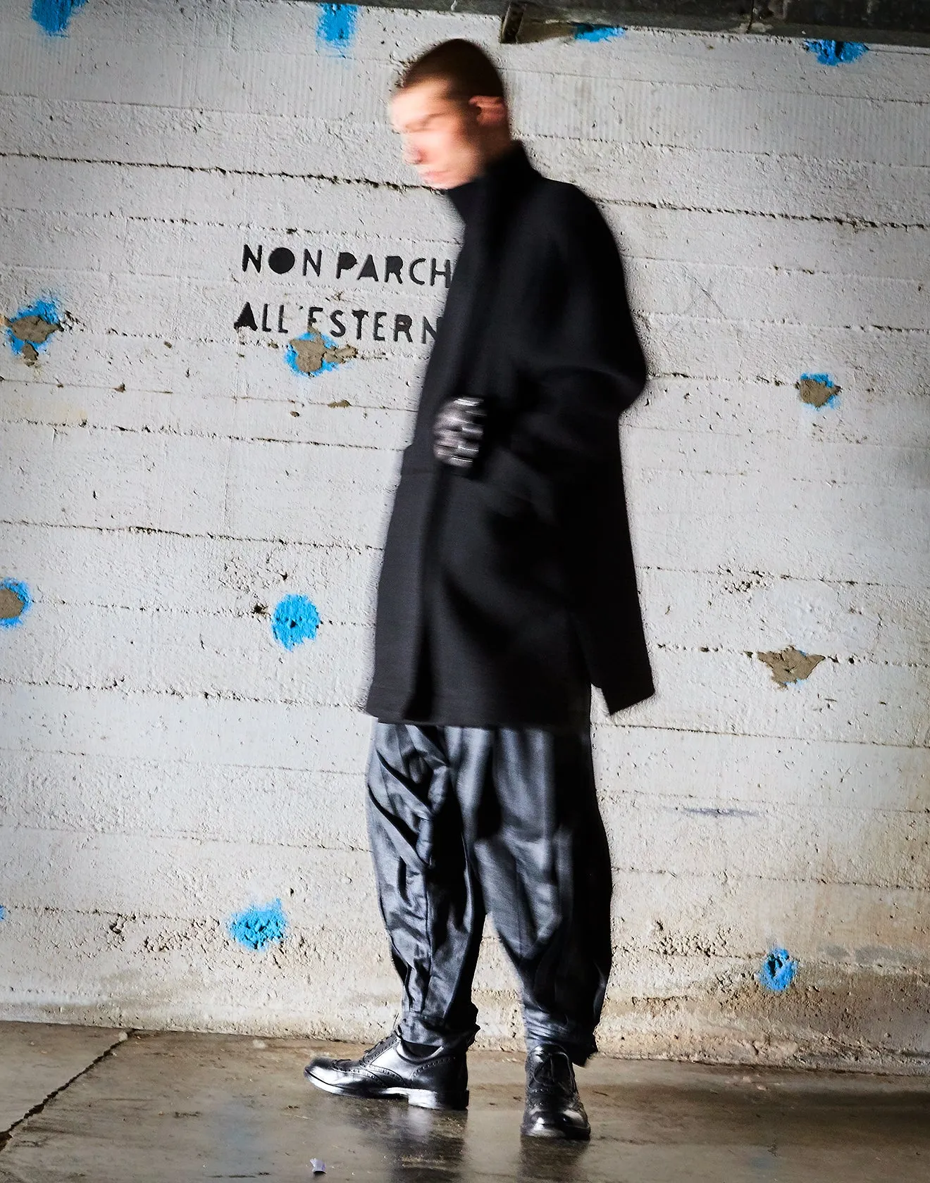 Stylish Twisted Pleats Trousers for Men  Black